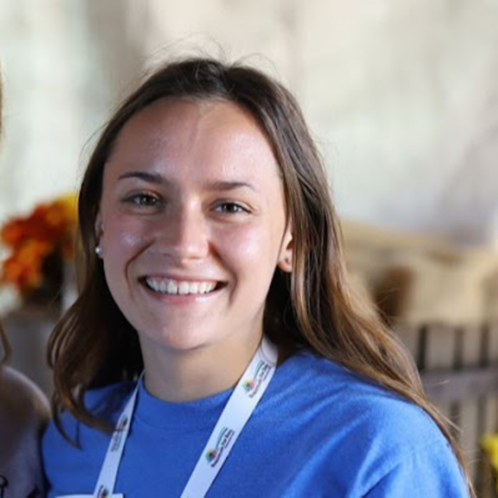 Meet your Posher, Maria